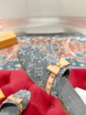 wholesale quality women louis vuitton shoes model no. 527